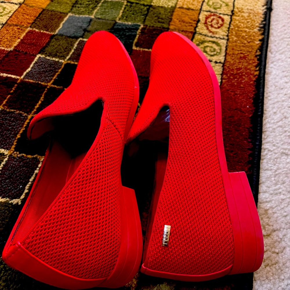 Ally Union Make Force Men’s slip on loafers. Red in color size 12